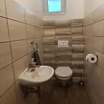 Szolosgyoeroek Kun With 3 Bedrooms On 92 In *