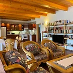 Szolosgyoeroek Kun With 3 Bedrooms On 92 In *