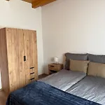 Apartamento Szolosgyoeroek Kun With 3 Bedrooms On 92 In Szolosgyorok