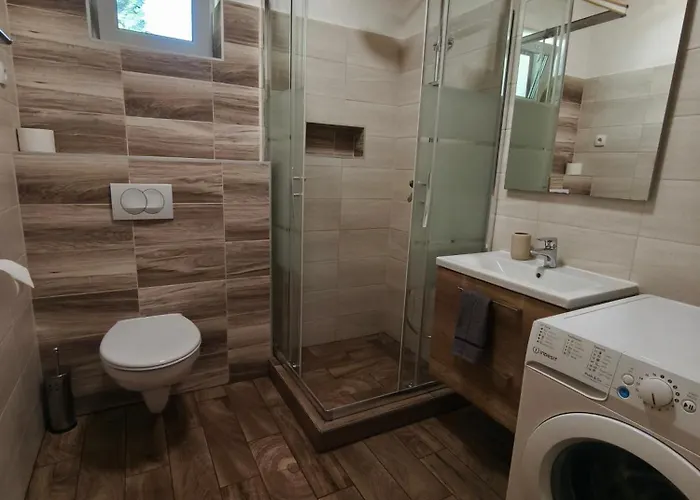 アパート Szolosgyoeroek Kun With 3 Bedrooms On 92 In