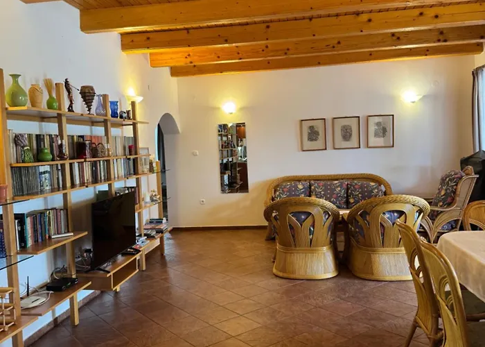 Szolosgyoeroek Kun With 3 Bedrooms On 92 In Apartmán