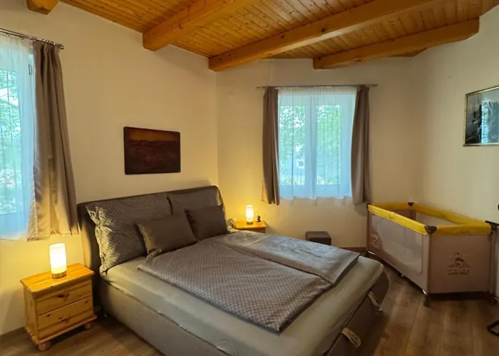 Szolosgyoeroek Kun With 3 Bedrooms On 92 In Apartmán *